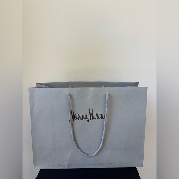 Neiman Marcus gift bag - Picture 1 of 5
